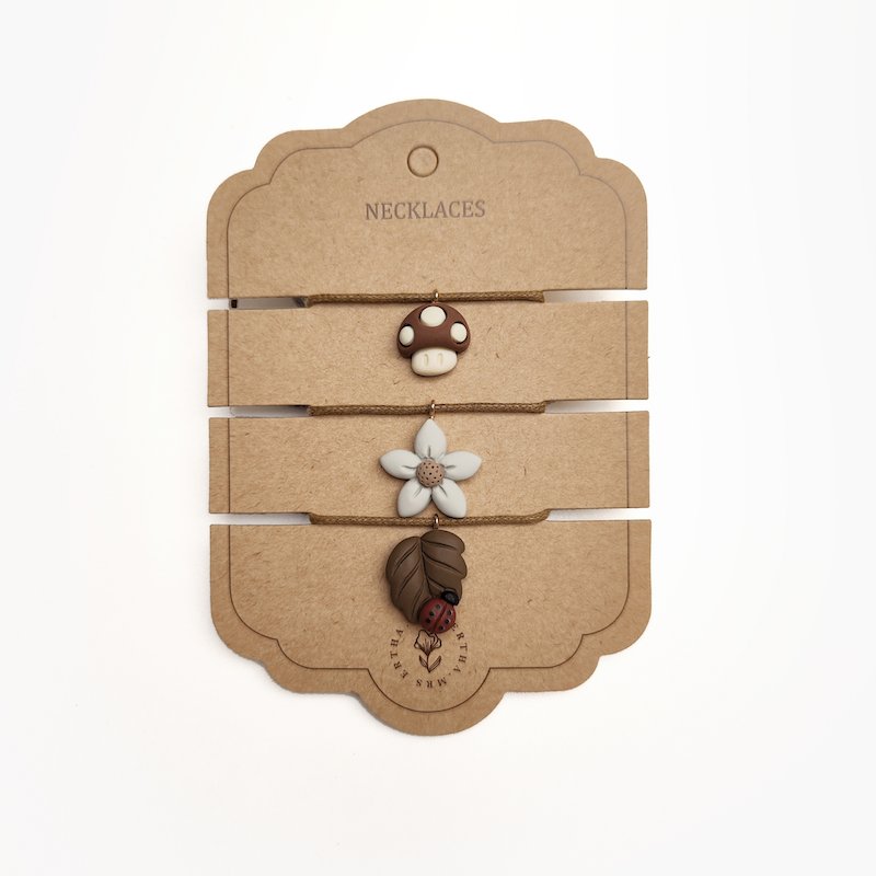Packung mit 3 Halsketten – Pilz + Blume + Blatt