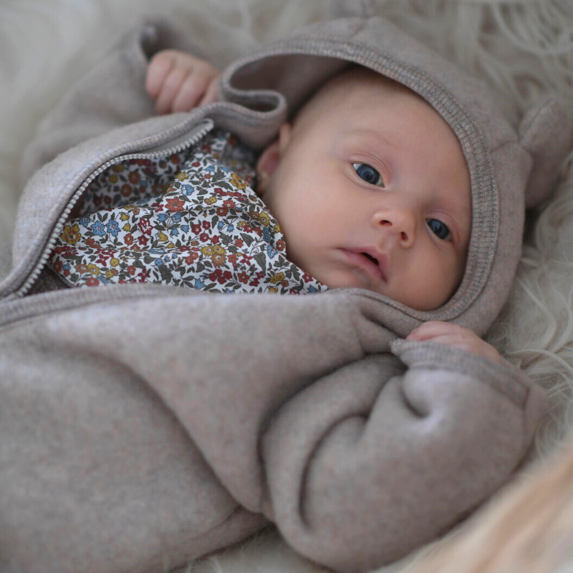 Wollfleece Overall "Allie" mit Ohren