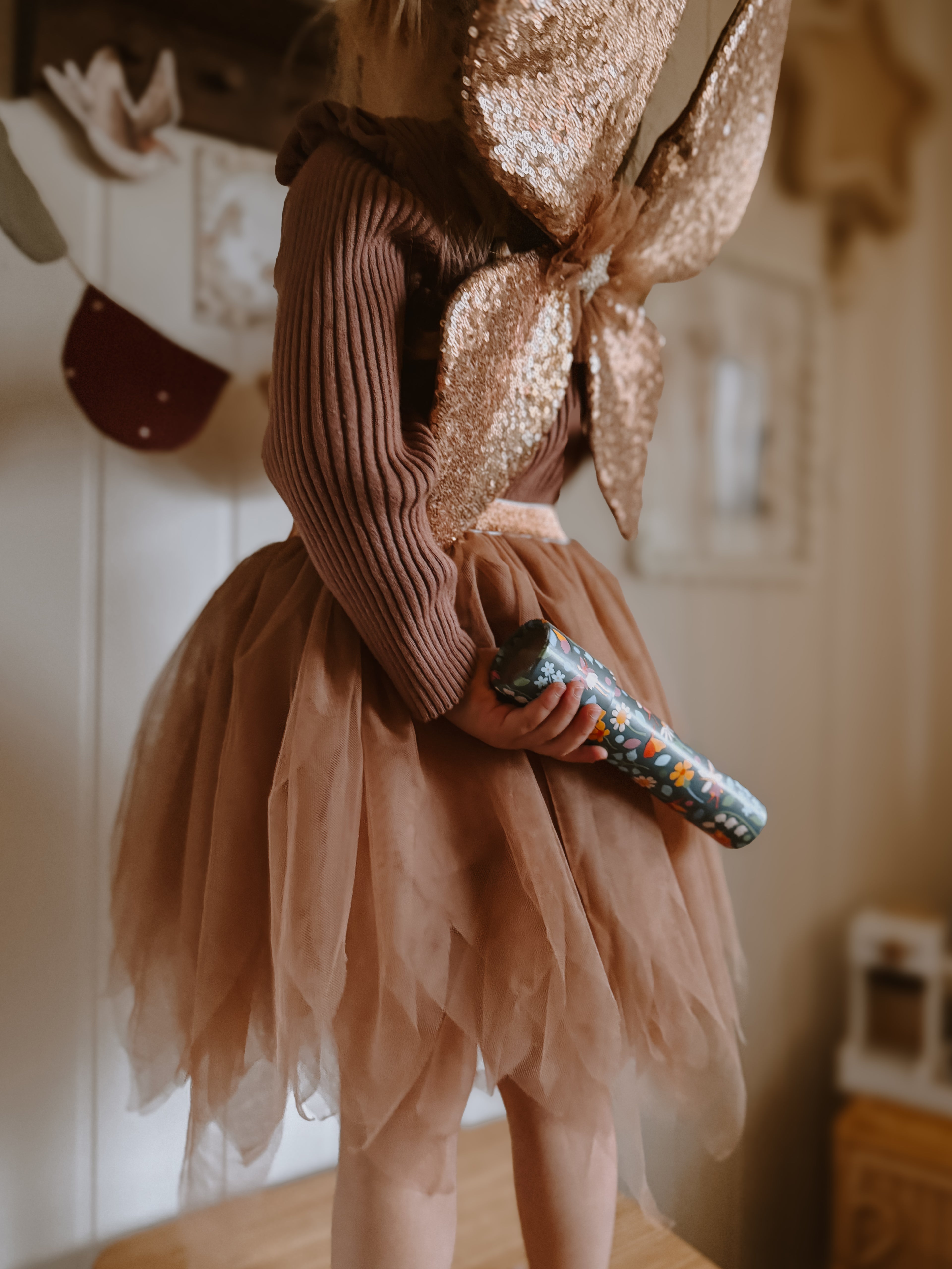 Taupefarbenes Rüschen-Tutu