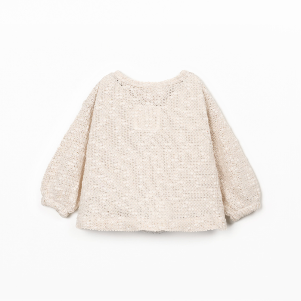 Weiche Strickjacke mit Kokosknöpfen