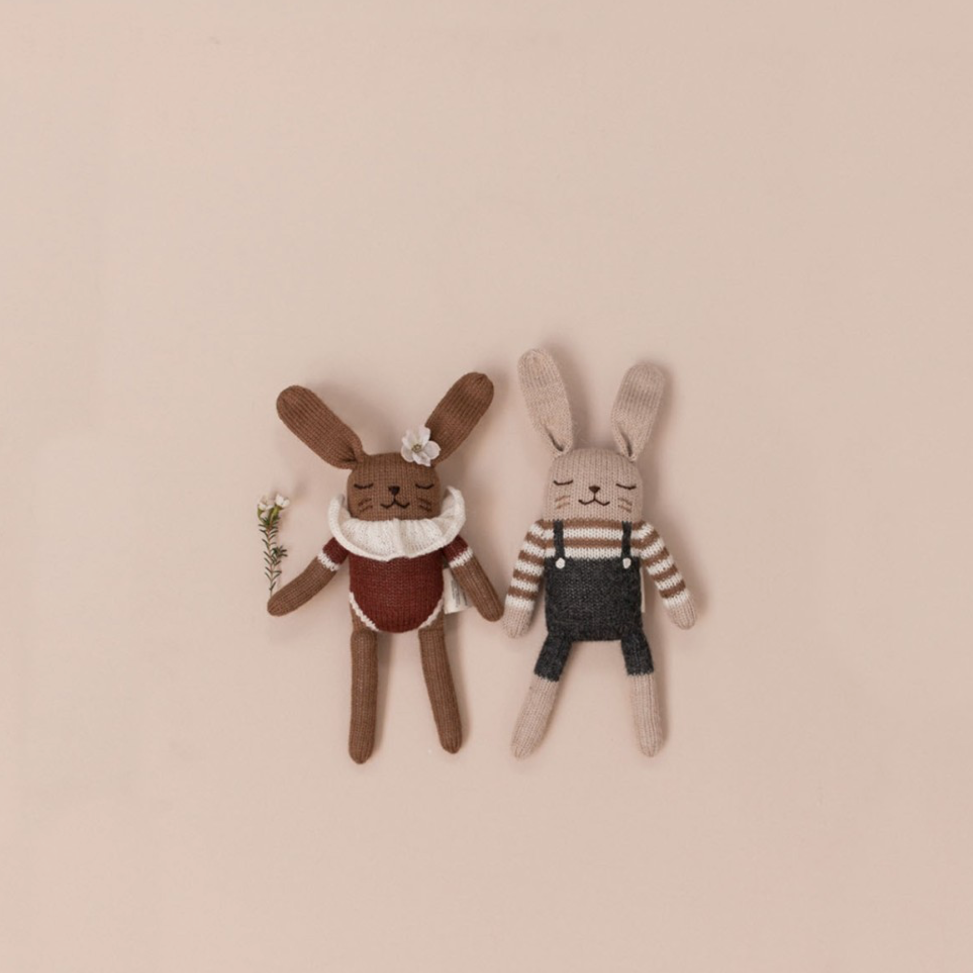 Kuscheltier "Bunny black Overall"