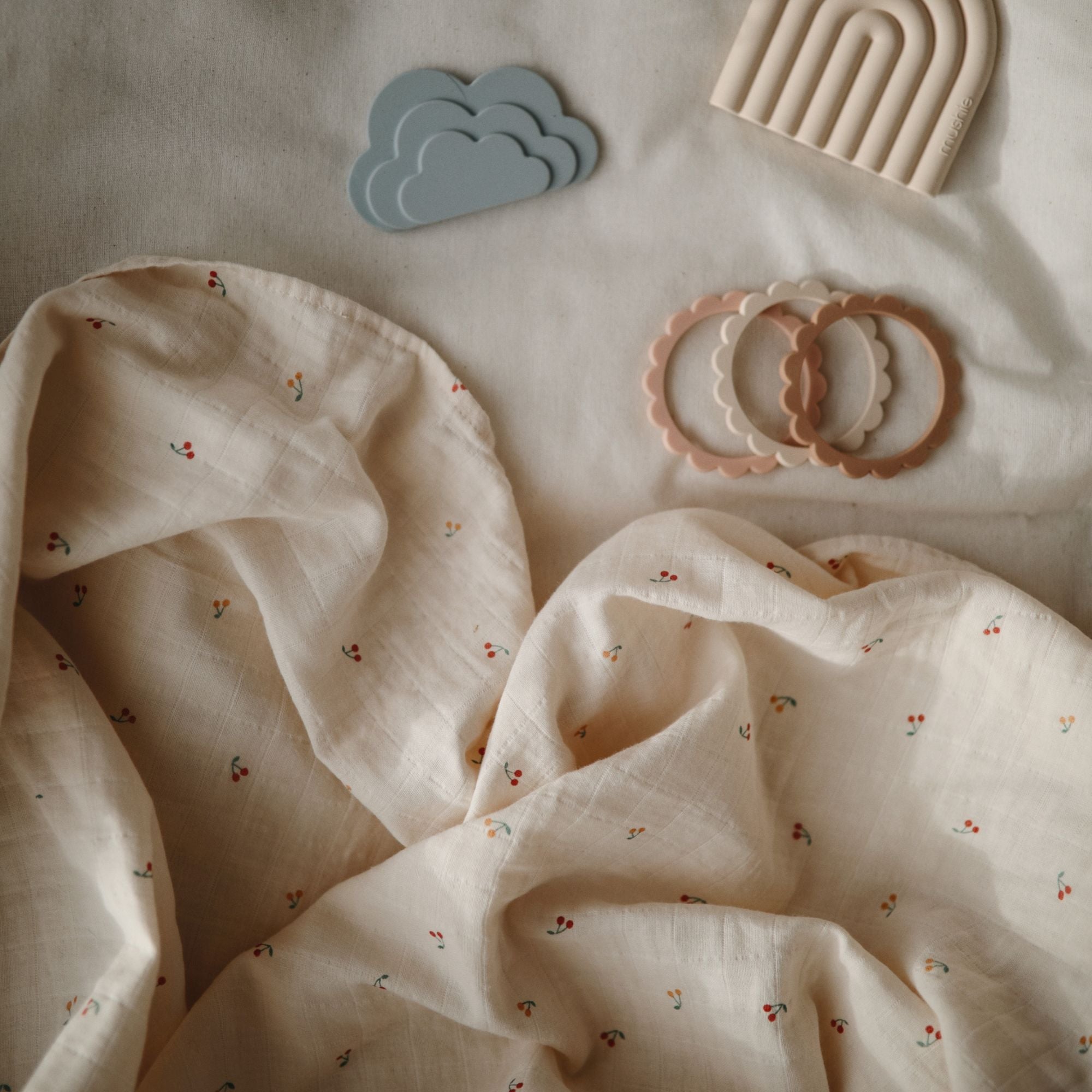 Mulltuch "Swaddle Cherries"