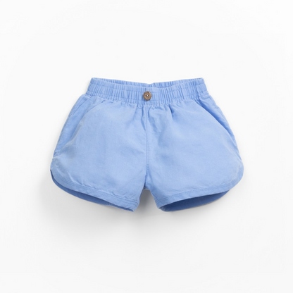 Shorts mit dekorativem Kokosknopf